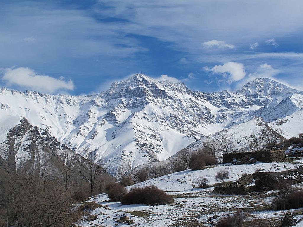 The Sierra Nevada mountain range in Andalusia - Wildside Holidays ...